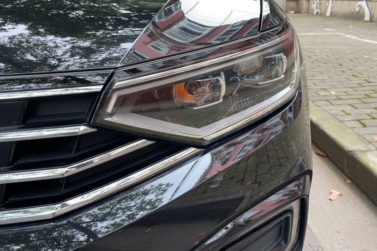 Used Volkswagen Magotan GTE Plug-in Hybrid 2022 GTE Luxury Model Left Front Headlight