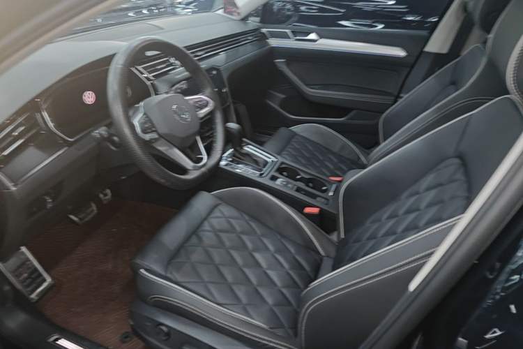Used Volkswagen Magotan GTE Plug-in Hybrid 2022 GTE Luxury Model Left Front Seat