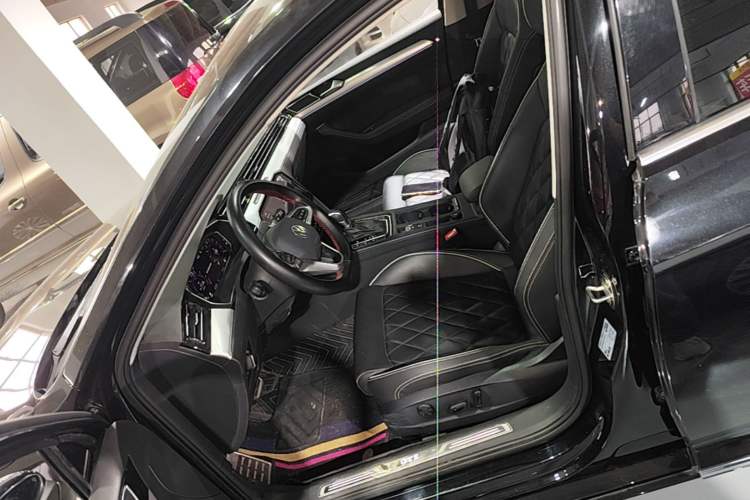 Used Volkswagen Magotan GTE Plug-in Hybrid 2022 GTE Luxury Model Left Front Seat
