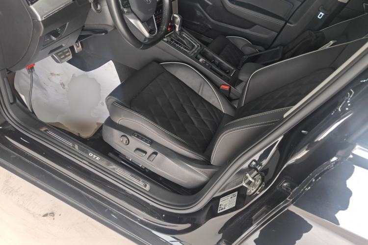 Used Volkswagen Magotan GTE Plug-in Hybrid 2022 GTE Prestige Model Left Front Seat