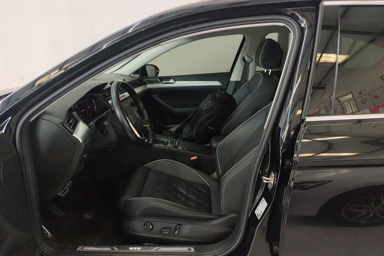 Used Volkswagen Magotan GTE Plug-in Hybrid 2022 GTE Luxury Model Left Front Seat