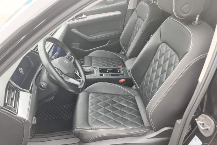 Used Volkswagen Magotan GTE Plug-in Hybrid 2022 GTE Luxury Model Left Front Seat