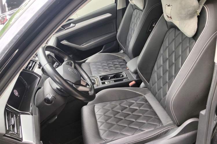 Used Volkswagen Magotan GTE Plug-in Hybrid 2022 GTE Luxury Model Left Front Seat