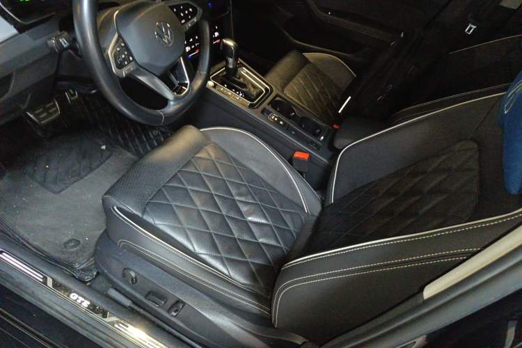 Used Volkswagen Magotan GTE Plug-in Hybrid 2022 GTE Luxury Model Left Front Seat