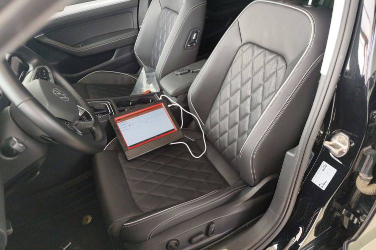 Used Volkswagen Magotan GTE Plug-in Hybrid 2022 GTE Luxury Model Left Front Seat