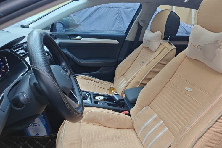 Used Volkswagen Magotan GTE Plug-in Hybrid 2022 GTE Luxury Model Left Front Seat