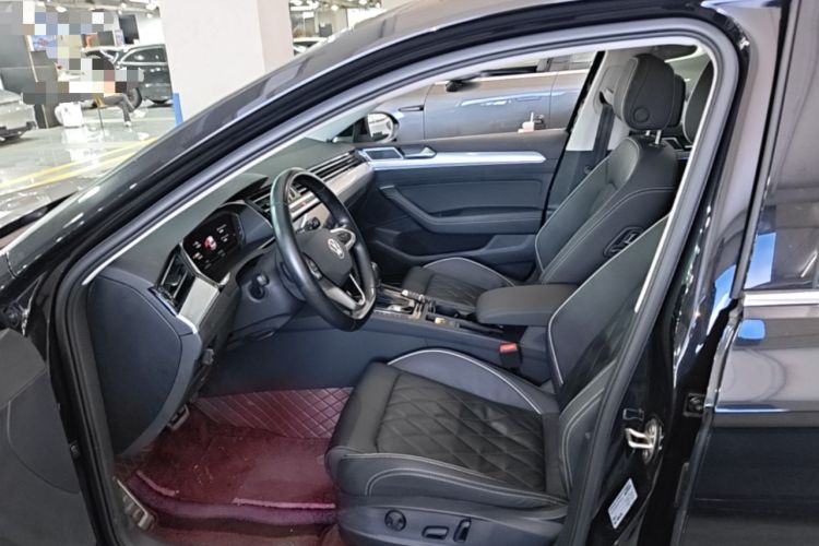 Used Volkswagen Magotan GTE Plug-in Hybrid 2022 GTE Luxury Model Left Front Seat
