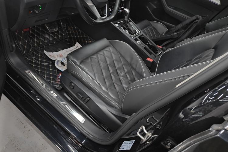Used Volkswagen Magotan GTE Plug-in Hybrid 2022 GTE Luxury Model Left Front Seat