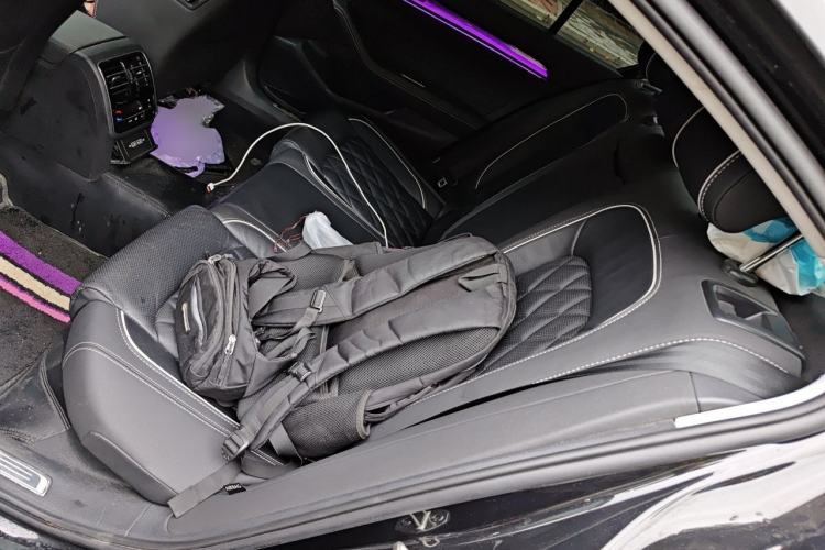 Used Volkswagen Magotan GTE Plug-in Hybrid 2022 GTE Luxury Model Left Rear Seat