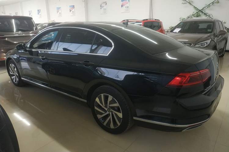 Used Volkswagen Magotan GTE Plug-in Hybrid 2022 GTE Luxury Model Left Side