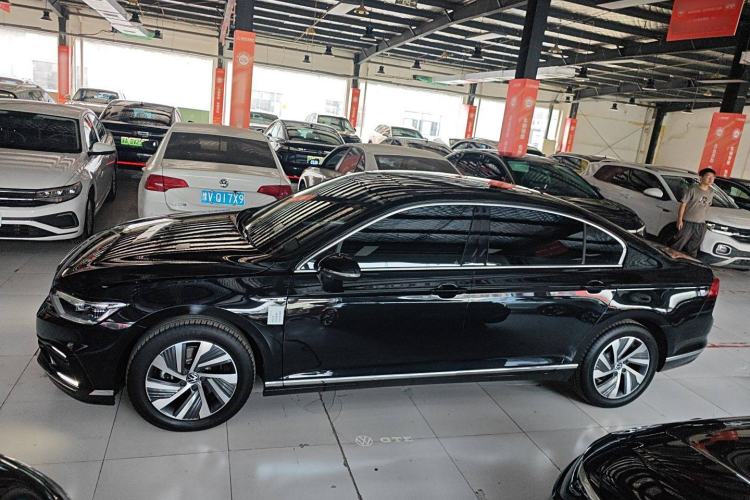 Used Volkswagen Magotan GTE Plug-in Hybrid 2022 GTE Luxury Model Left Side