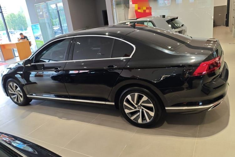 Used Volkswagen Magotan GTE Plug-in Hybrid 2022 GTE Luxury Model Left Side