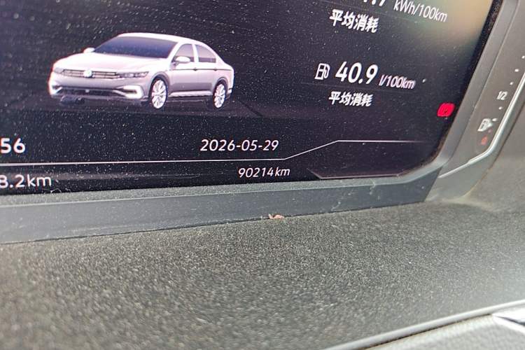 Used Volkswagen Magotan GTE Plug-in Hybrid 2022 GTE Luxury Model Odometer Close Up