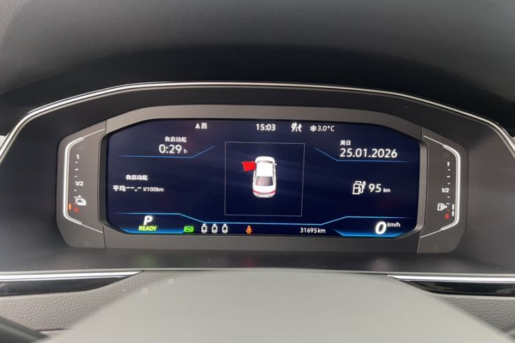 Used Volkswagen Magotan GTE Plug-in Hybrid 2022 GTE Prestige Model Odometer Close Up