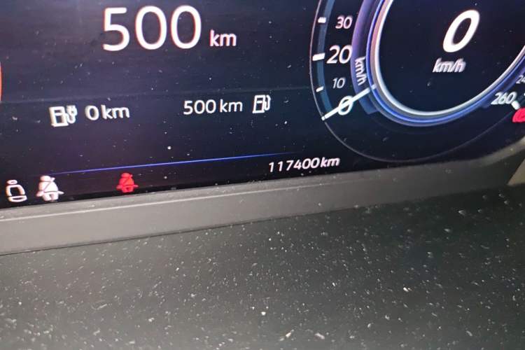 Used Volkswagen Magotan GTE Plug-in Hybrid 2022 GTE Luxury Model Odometer Close Up
