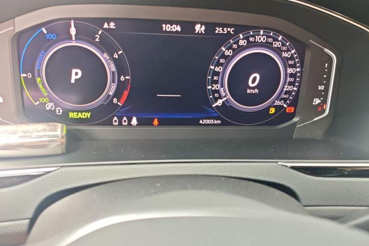 Used Volkswagen Magotan GTE Plug-in Hybrid 2022 GTE Luxury Model Odometer Close Up