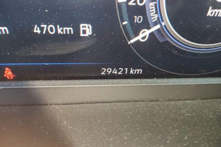 Used Volkswagen Magotan GTE Plug-in Hybrid 2022 GTE Luxury Model Odometer Close Up