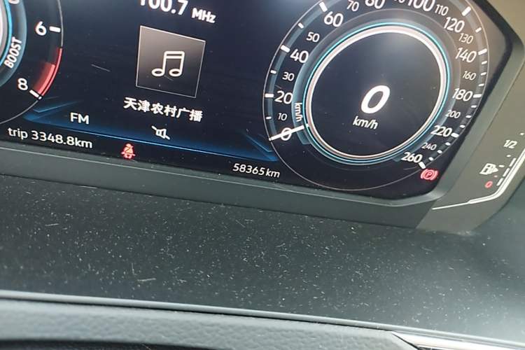 Used Volkswagen Magotan GTE Plug-in Hybrid 2022 GTE Prestige Model Odometer Close Up