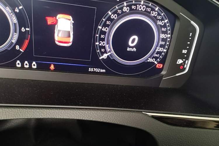 Used Volkswagen Magotan GTE Plug-in Hybrid 2022 GTE Luxury Model Odometer Close Up