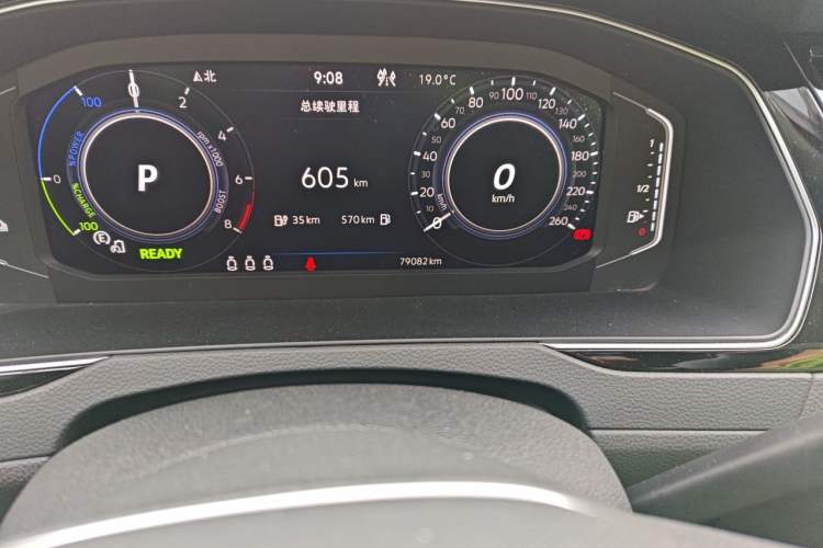 Used Volkswagen Magotan GTE Plug-in Hybrid 2022 GTE Luxury Model Odometer Close Up