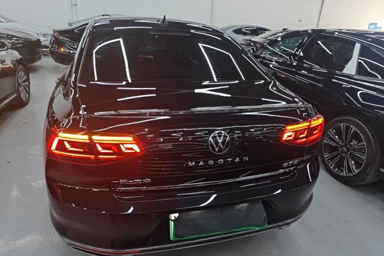 Used Volkswagen Magotan GTE Plug-in Hybrid 2022 GTE Luxury Model Rear