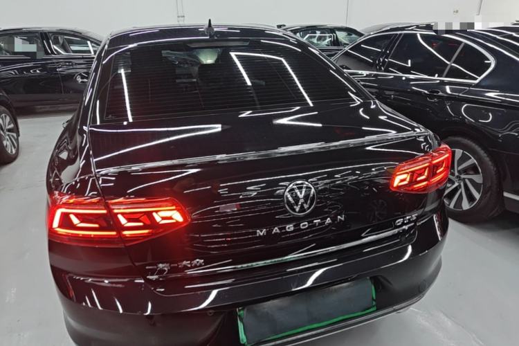 Used Volkswagen Magotan GTE Plug-in Hybrid 2022 GTE Luxury Model Rear