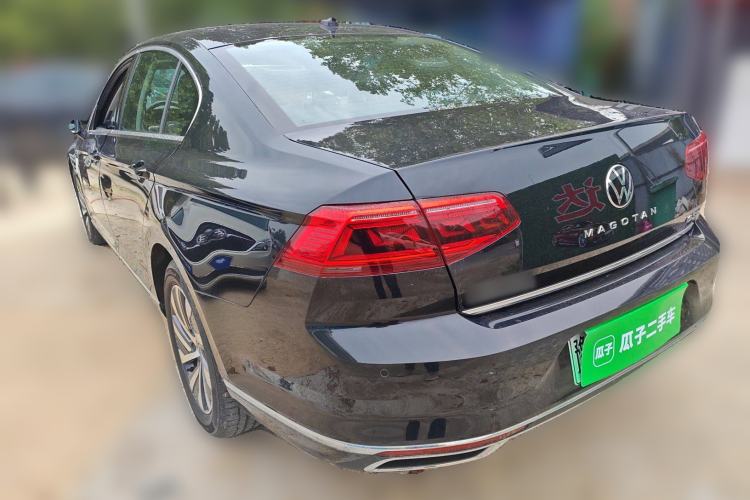 Used Volkswagen Magotan GTE Plug-in Hybrid 2022 GTE Luxury Model Rear Left 45 Deg