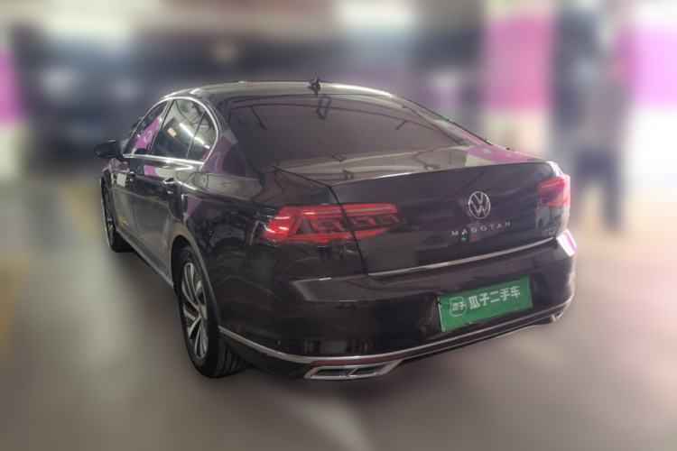 Used Volkswagen Magotan GTE Plug-in Hybrid 2022 GTE Luxury Model Rear Left 45 Deg