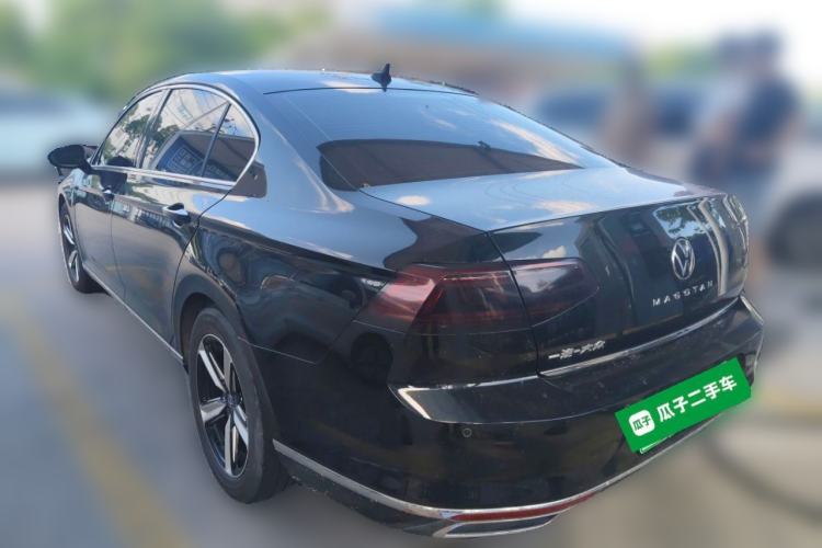 Used Volkswagen Magotan GTE Plug-in Hybrid 2022 GTE Luxury Model Rear Left 45 Deg
