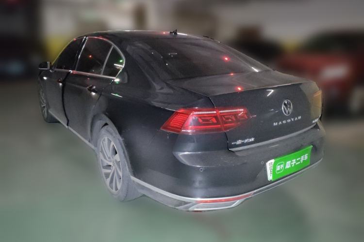 Used Volkswagen Magotan GTE Plug-in Hybrid 2022 GTE Luxury Model Rear Left 45 Deg
