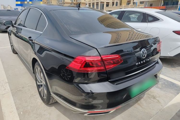Used Volkswagen Magotan GTE Plug-in Hybrid 2022 GTE Luxury Model Rear Left 45 Deg