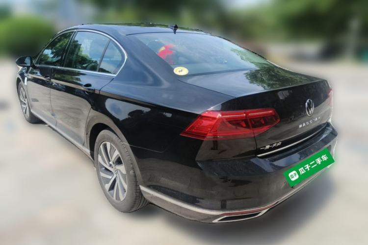 Used Volkswagen Magotan GTE Plug-in Hybrid 2022 GTE Luxury Model Rear Left 45 Deg