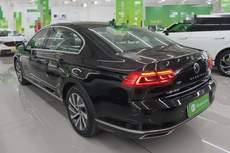Used Volkswagen Magotan GTE Plug-in Hybrid 2022 GTE Luxury Model Rear Left 45 Deg