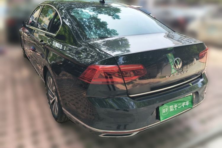 Used Volkswagen Magotan GTE Plug-in Hybrid 2022 GTE Luxury Model Rear Left 45 Deg