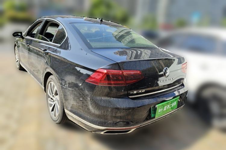 Used Volkswagen Magotan GTE Plug-in Hybrid 2022 GTE Luxury Model Rear Left 45 Deg