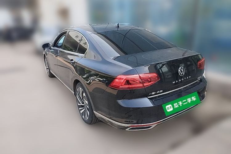 Used Volkswagen Magotan GTE Plug-in Hybrid 2022 GTE Prestige Model Rear Left 45 Deg