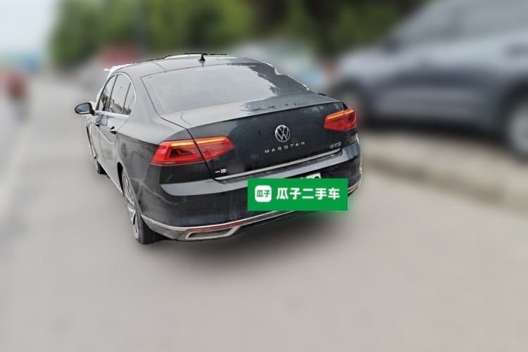 Used Volkswagen Magotan GTE Plug-in Hybrid 2022 GTE Luxury Model Rear Left 45 Deg