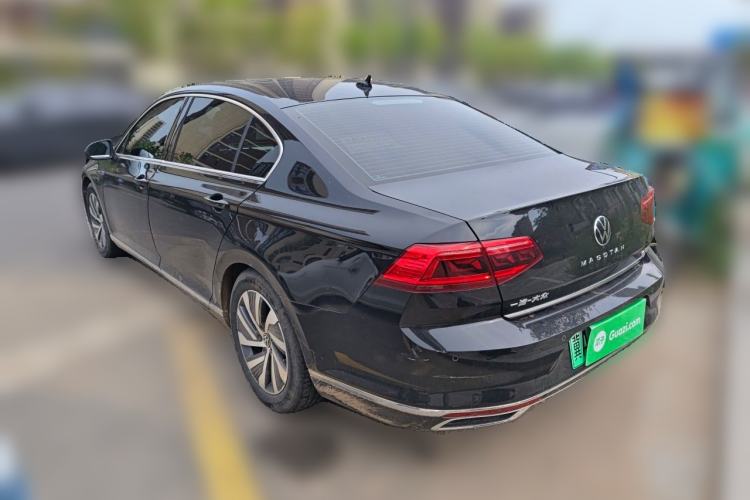 Used Volkswagen Magotan GTE Plug-in Hybrid 2022 GTE Luxury Model Rear Left 45 Deg
