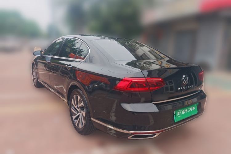 Used Volkswagen Magotan GTE Plug-in Hybrid 2022 GTE Luxury Model Rear Left 45 Deg