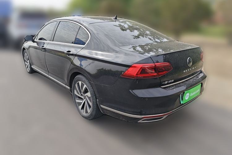 Used Volkswagen Magotan GTE Plug-in Hybrid 2022 GTE Luxury Model Rear Left 45 Deg