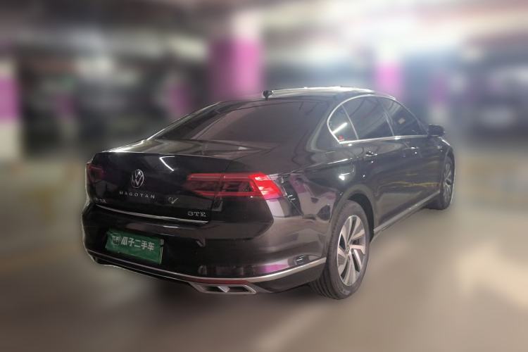 Used Volkswagen Magotan GTE Plug-in Hybrid 2022 GTE Luxury Model Rear Right 45 Deg
