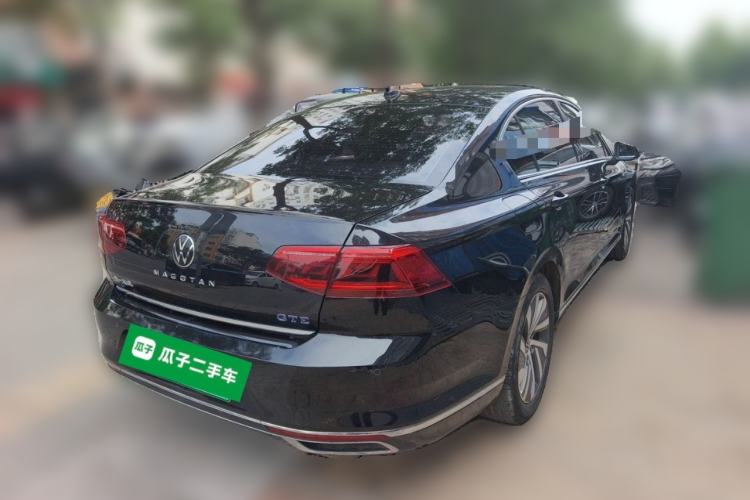Used Volkswagen Magotan GTE Plug-in Hybrid 2022 GTE Luxury Model Rear Right 45 Deg