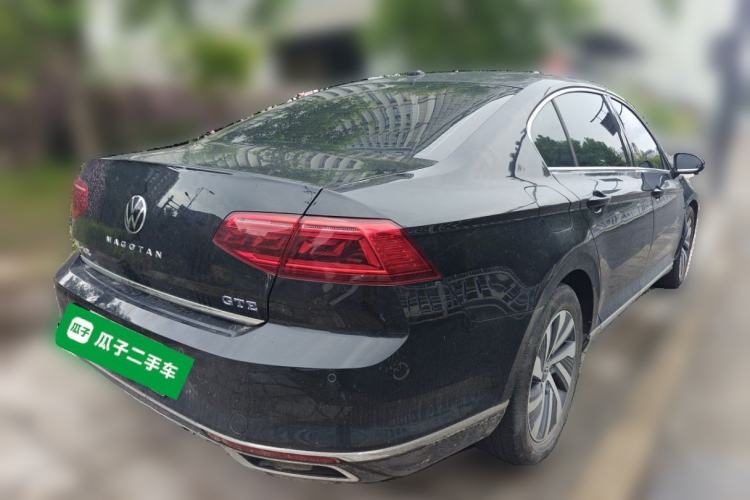 Used Volkswagen Magotan GTE Plug-in Hybrid 2022 GTE Luxury Model Rear Right 45 Deg