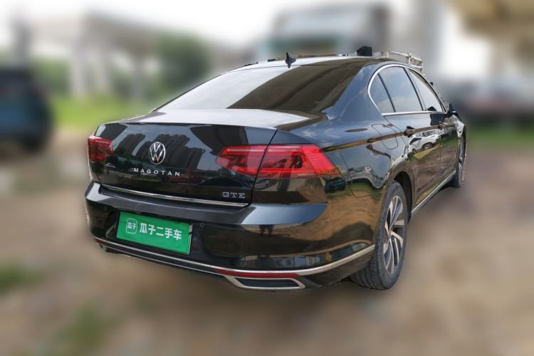 Used Volkswagen Magotan GTE Plug-in Hybrid 2022 GTE Luxury Model Rear Right 45 Deg
