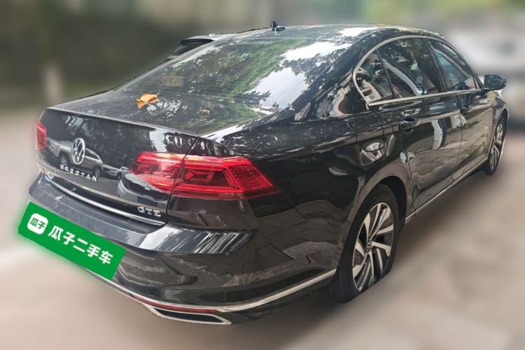 Used Volkswagen Magotan GTE Plug-in Hybrid 2022 GTE Luxury Model Rear Right 45 Deg