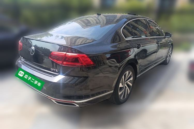 Used Volkswagen Magotan GTE Plug-in Hybrid 2022 GTE Luxury Model Rear Right 45 Deg