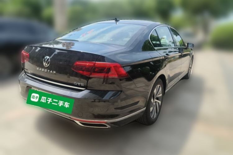 Used Volkswagen Magotan GTE Plug-in Hybrid 2022 GTE Luxury Model Rear Right 45 Deg