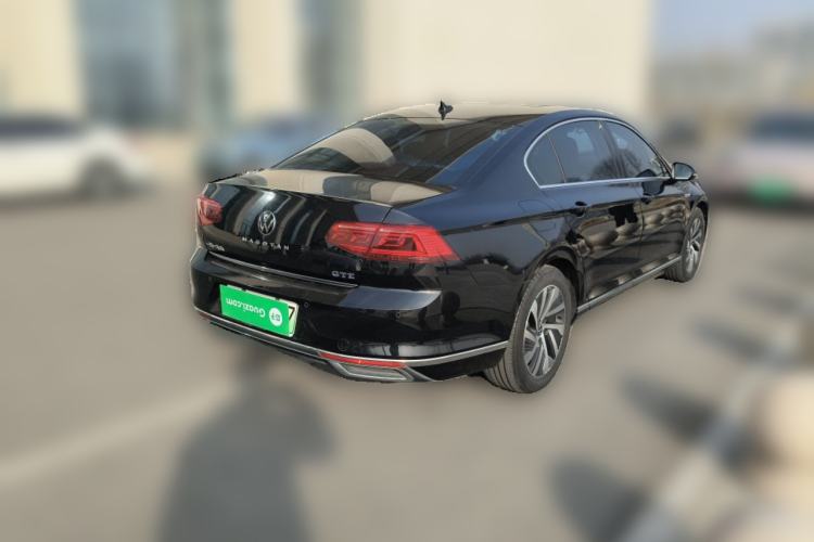 Used Volkswagen Magotan GTE Plug-in Hybrid 2022 GTE Luxury Model Rear Right 45 Deg