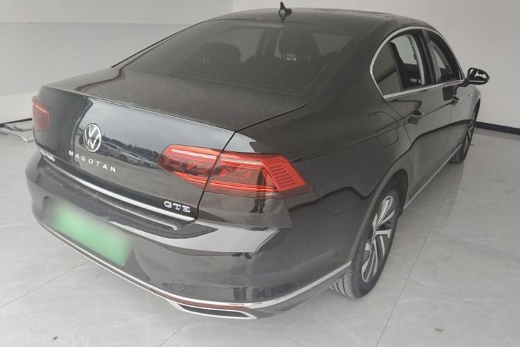 Used Volkswagen Magotan GTE Plug-in Hybrid 2022 GTE Luxury Model Rear Right 45 Deg