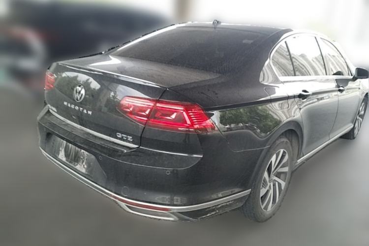 Used Volkswagen Magotan GTE Plug-in Hybrid 2022 GTE Luxury Model Rear Right 45 Deg